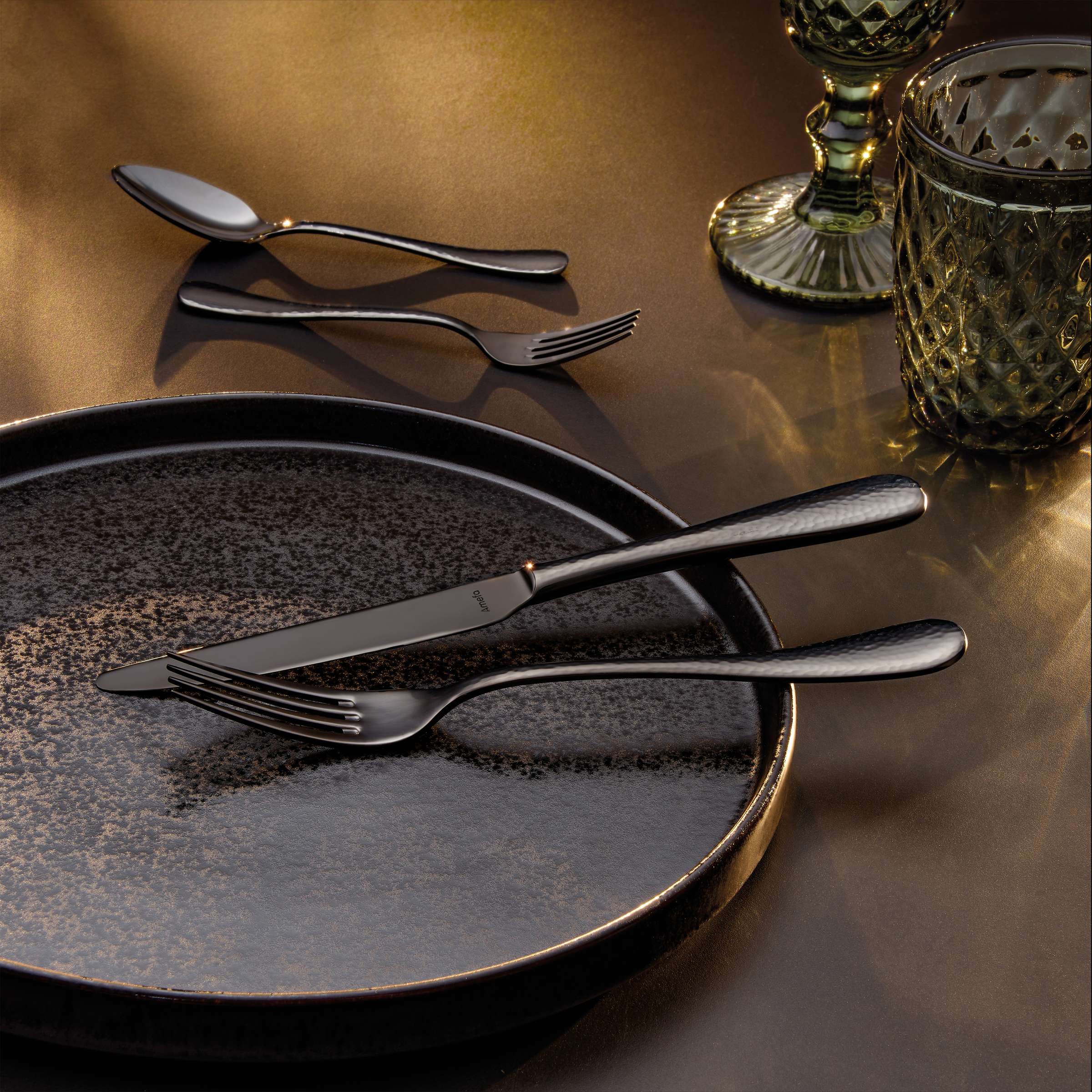 SIERRA Cutlery Set 24-pieces PVD black