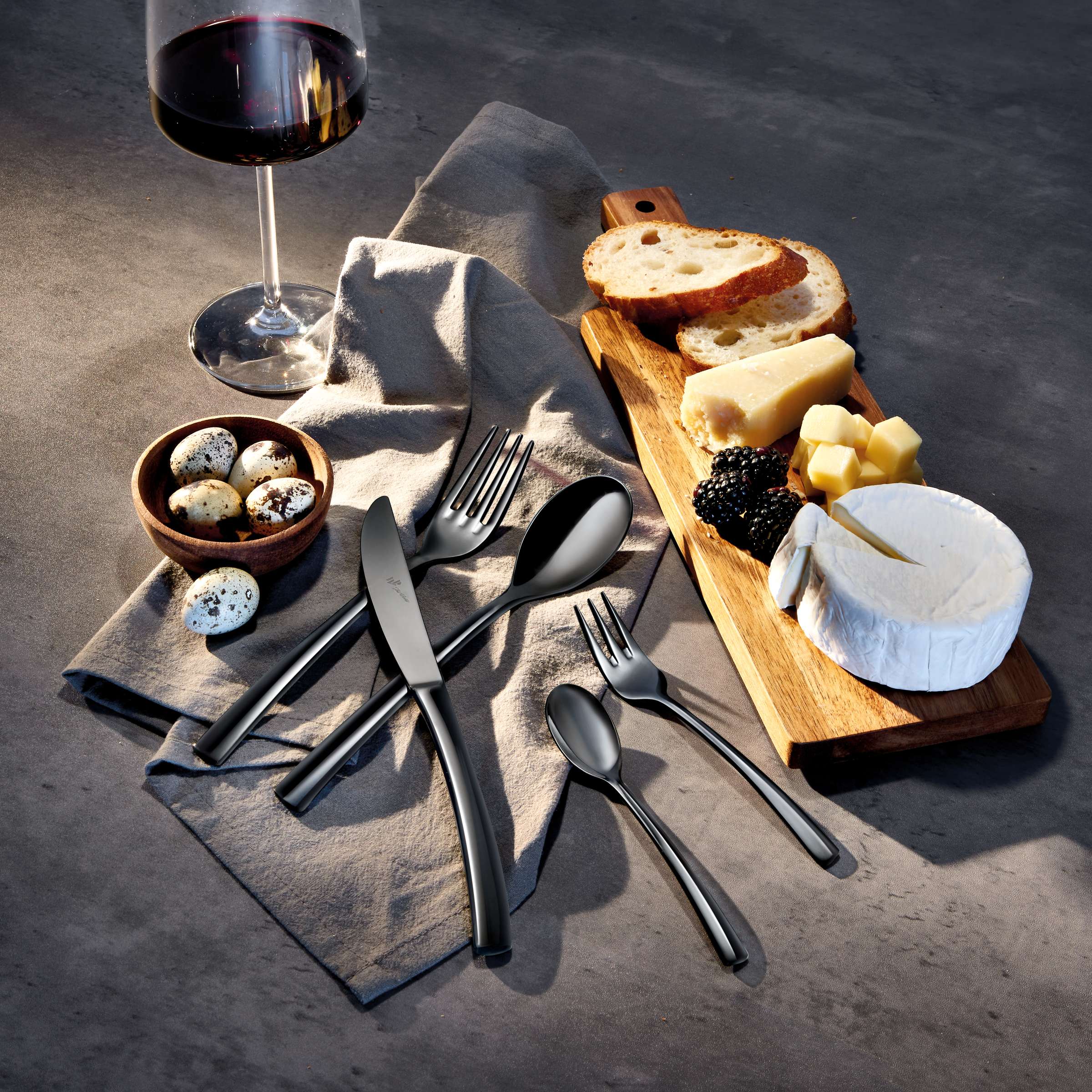 SWING Besteckset 24-teilig PVD schwarz